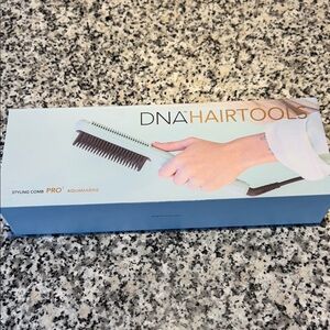 Aquamarine Styling Comb